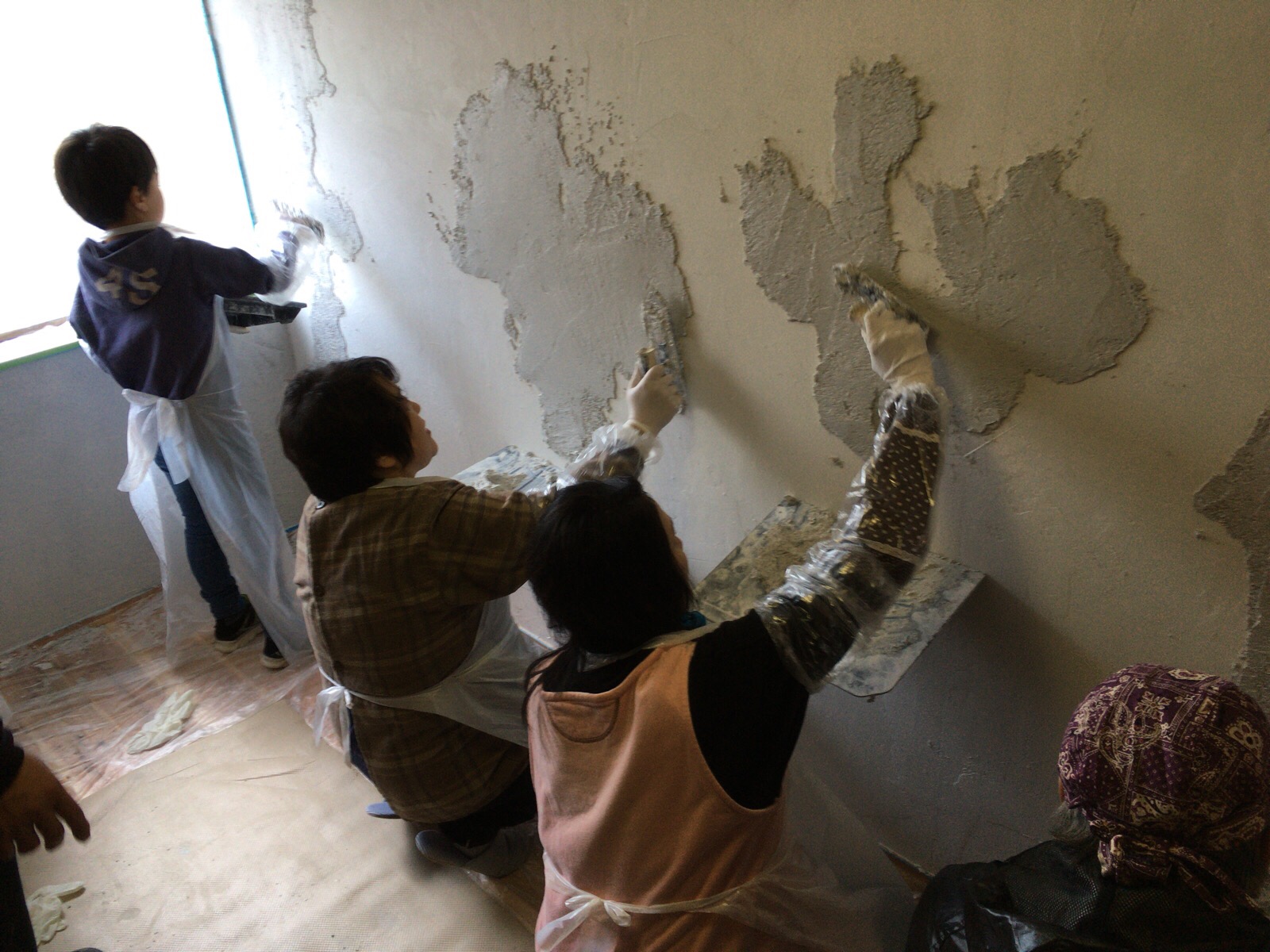 瀬戸漆喰diyワークショップ 津山散ぽ 津山のコワーキングスペース イベント テレワークをreイノベーションで実践する夢を叶える場